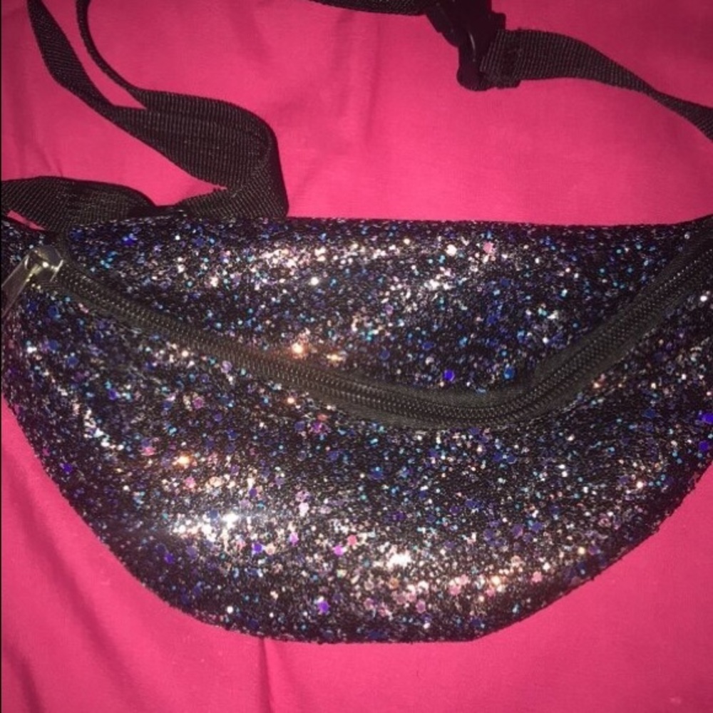 Fanny pack